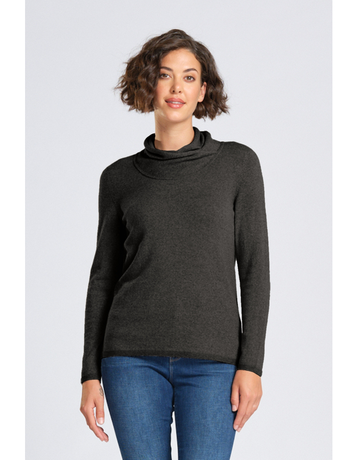 CLASSIC WRAP NECK JUMPER