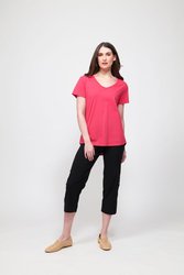 EVERYDAY V-NECK TEE