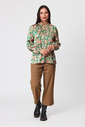 Pintuck Front Top