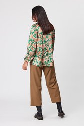 Pintuck Front Top