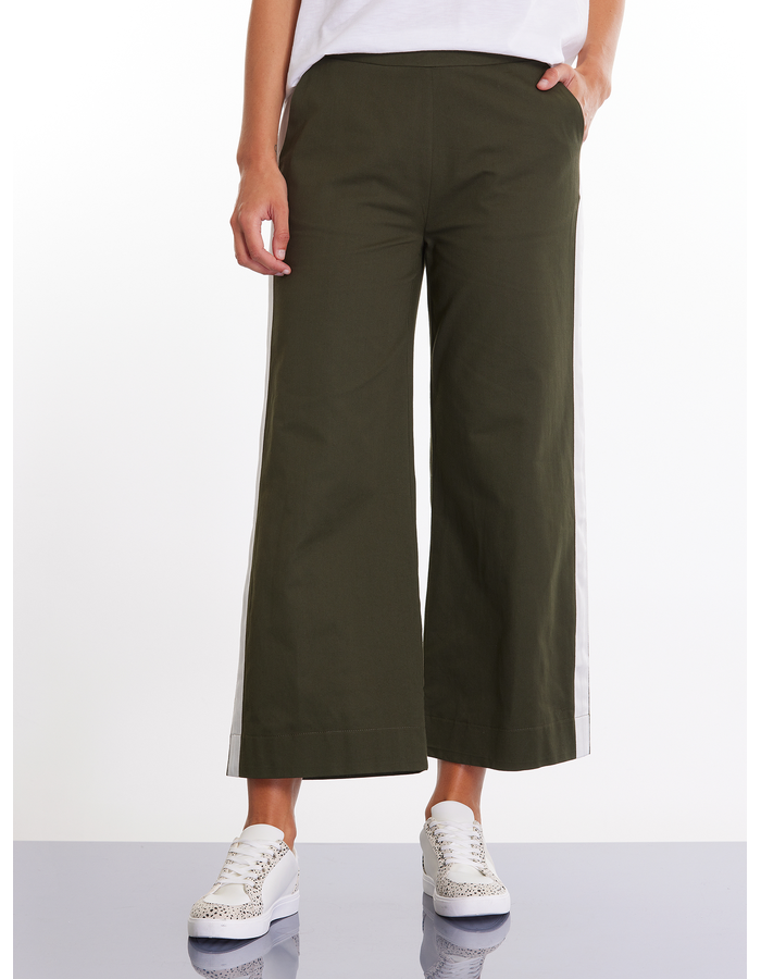 7/8 Contrast Stripe Women's Pant