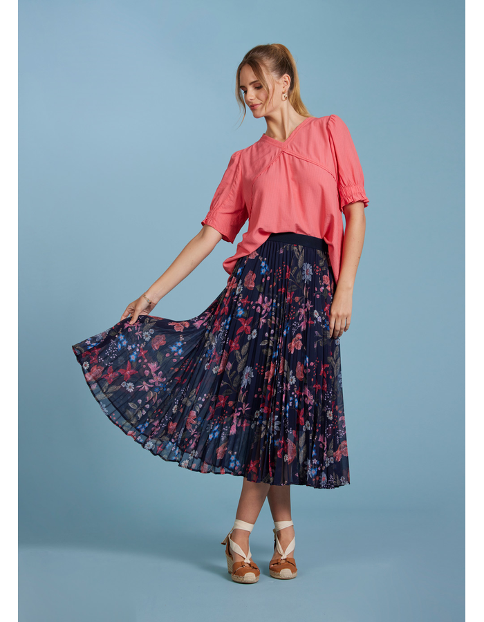 Sew Lovely Pleated Skirt