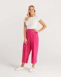 Elizabeth Pant