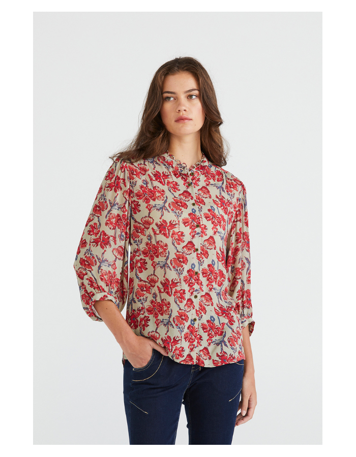 Casia Women's Shirt