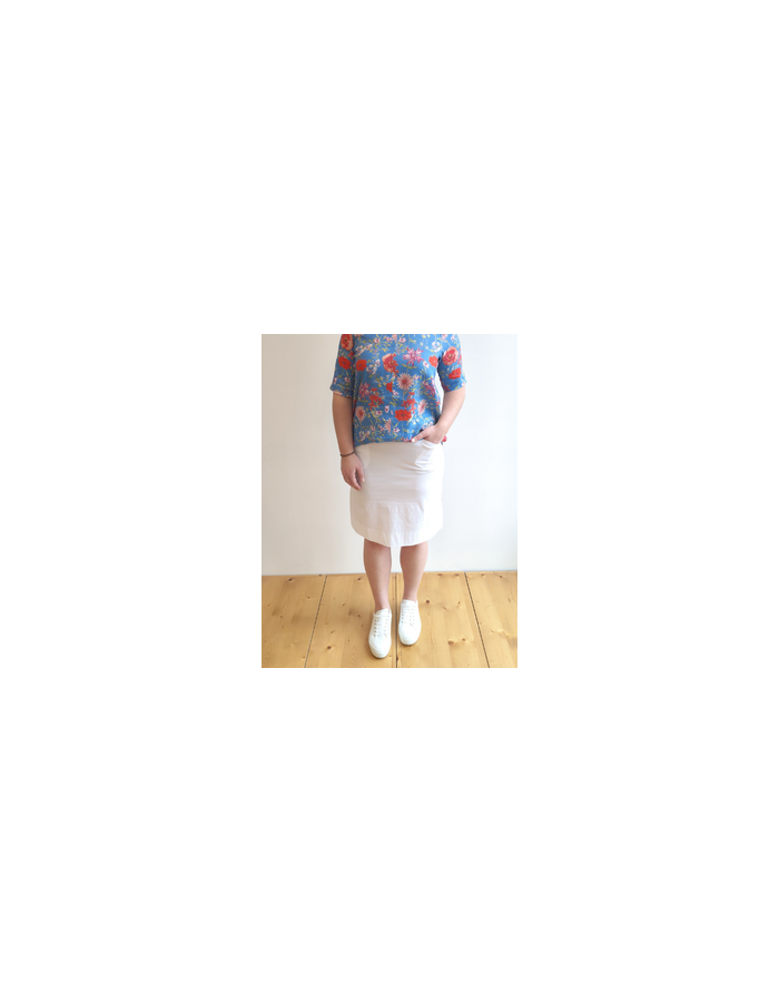 Classic Pull On Skirt