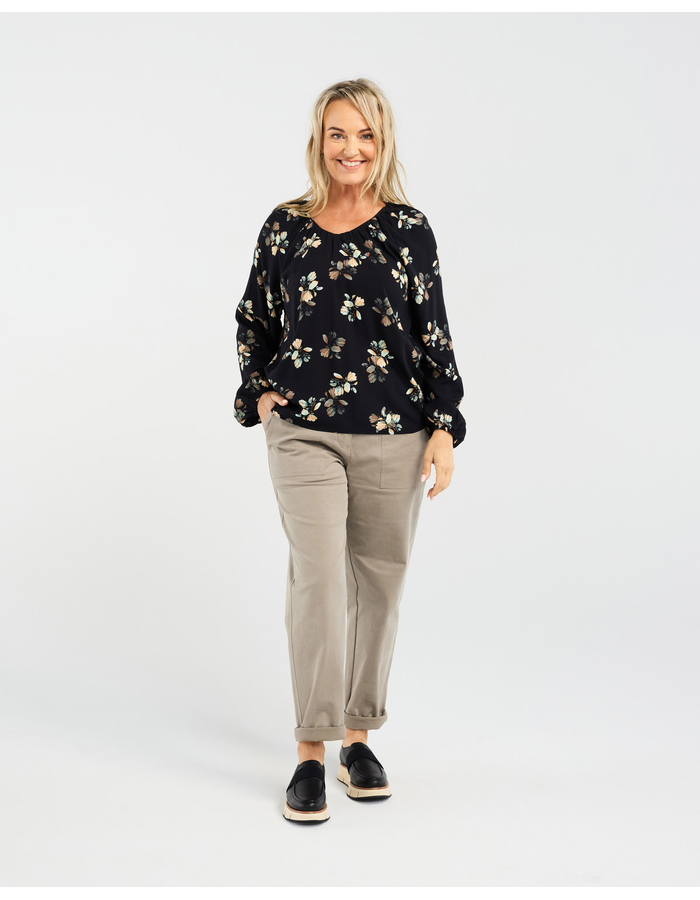Blackstone Ava Gathered V Women's Top