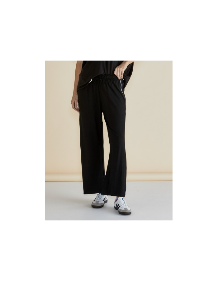 Betty Basics Evelyn Wide Leg Jogger