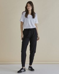 Cara Travel Jogger