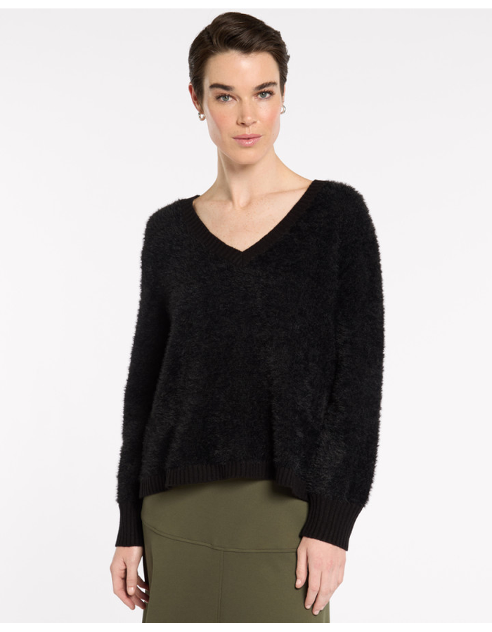Marco Polo Fluffy V Neck Sweater
