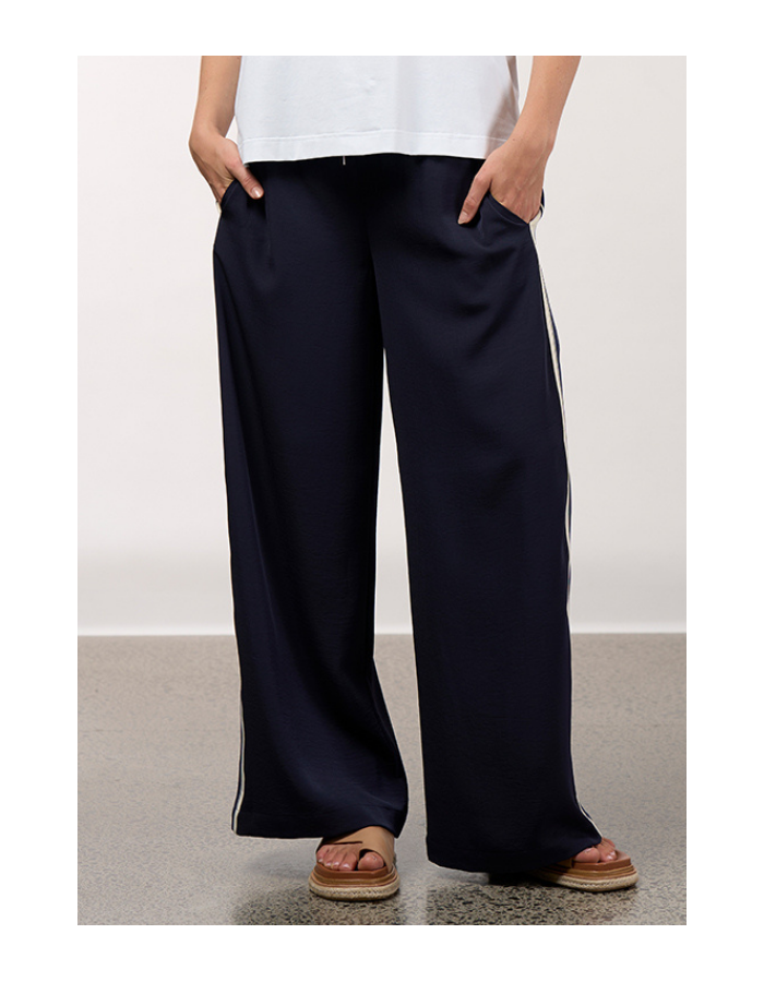 Madly Sweetly Linear Pant