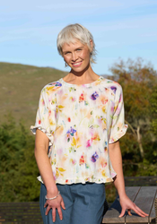 Ruffles & Scoop Hem Top