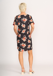 Contrast Shift Dress