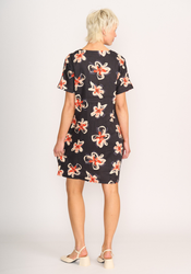 Contrast Shift Dress