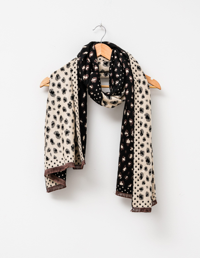 LEOPARD SCARF