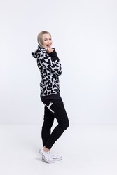HOODED SWEATSHIRT